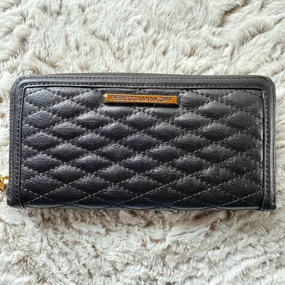 Rebecca Minkoff wallet - Picture 1 of 3